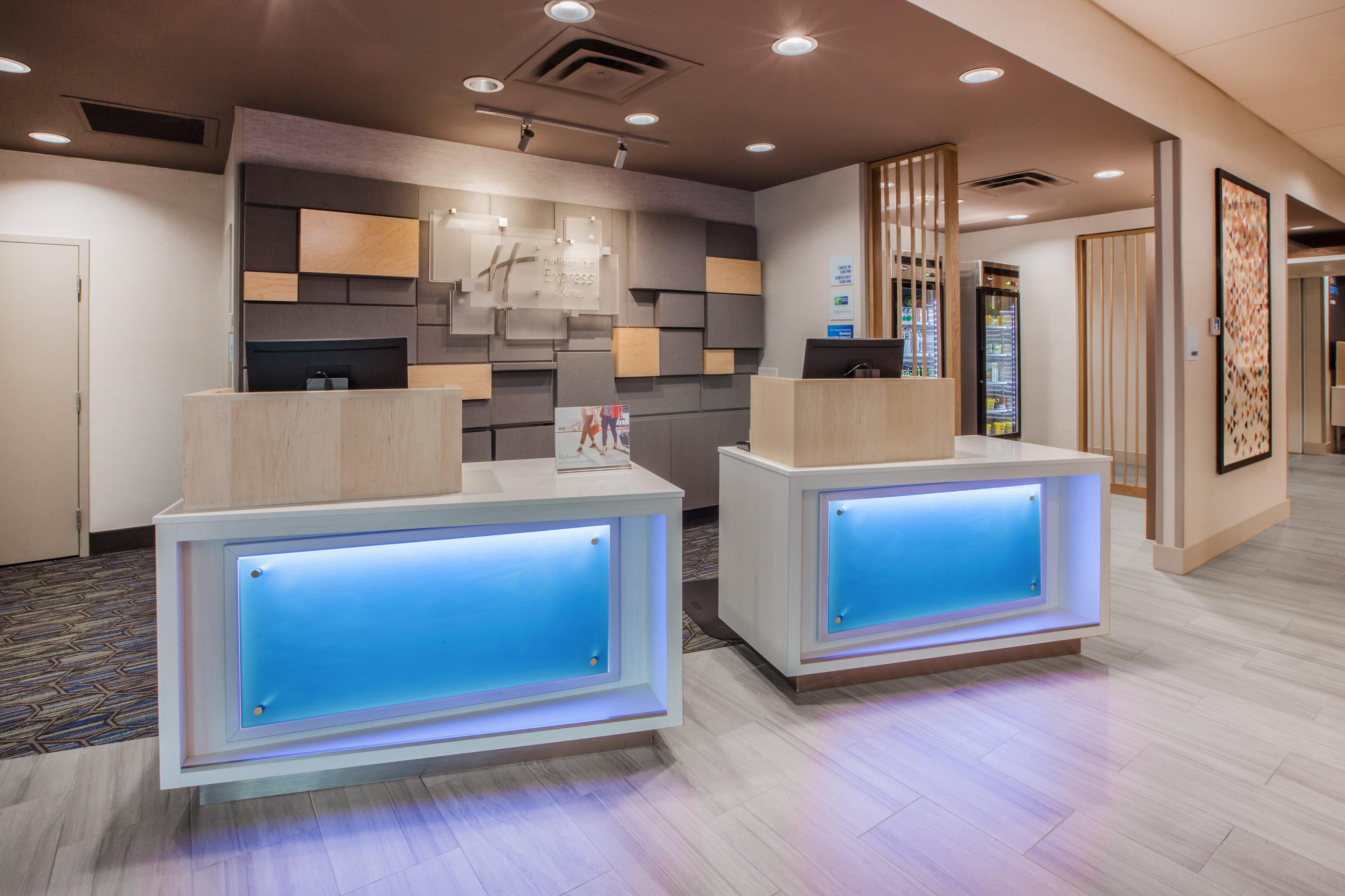 Holiday Inn Express Hotel & Suites Canton By Ihg Екстер'єр фото