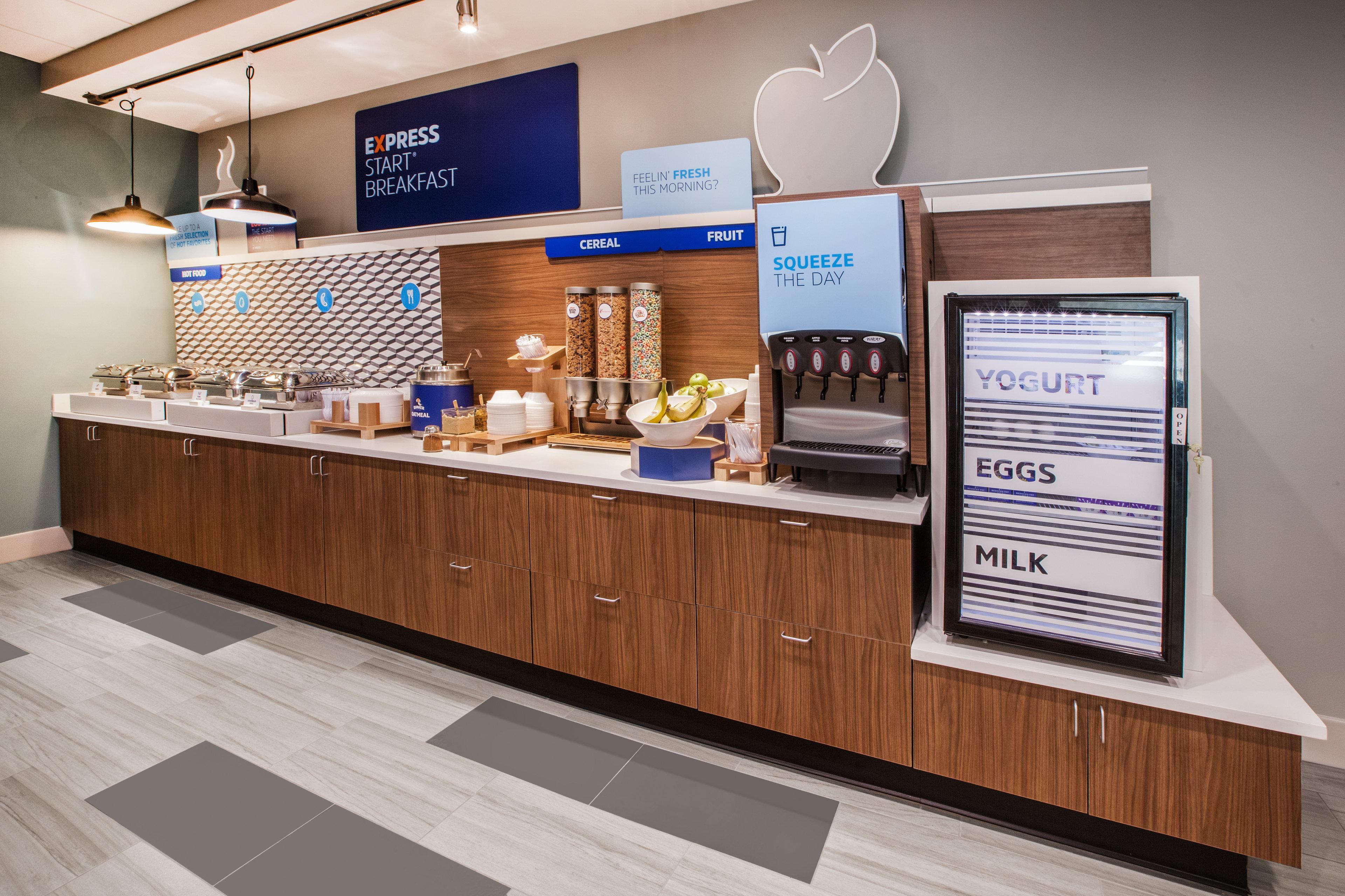 Holiday Inn Express Hotel & Suites Canton By Ihg Екстер'єр фото