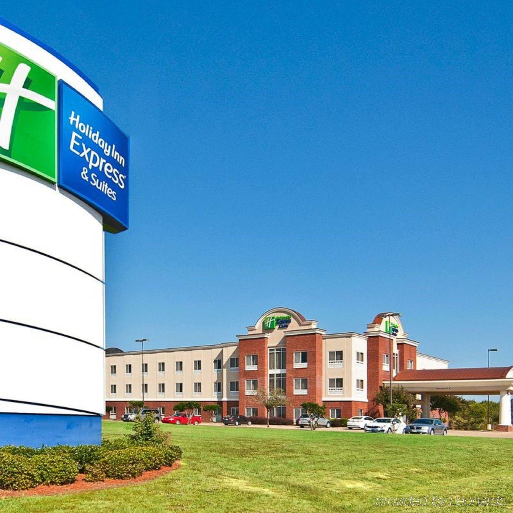 Holiday Inn Express Hotel & Suites Canton By Ihg Екстер'єр фото