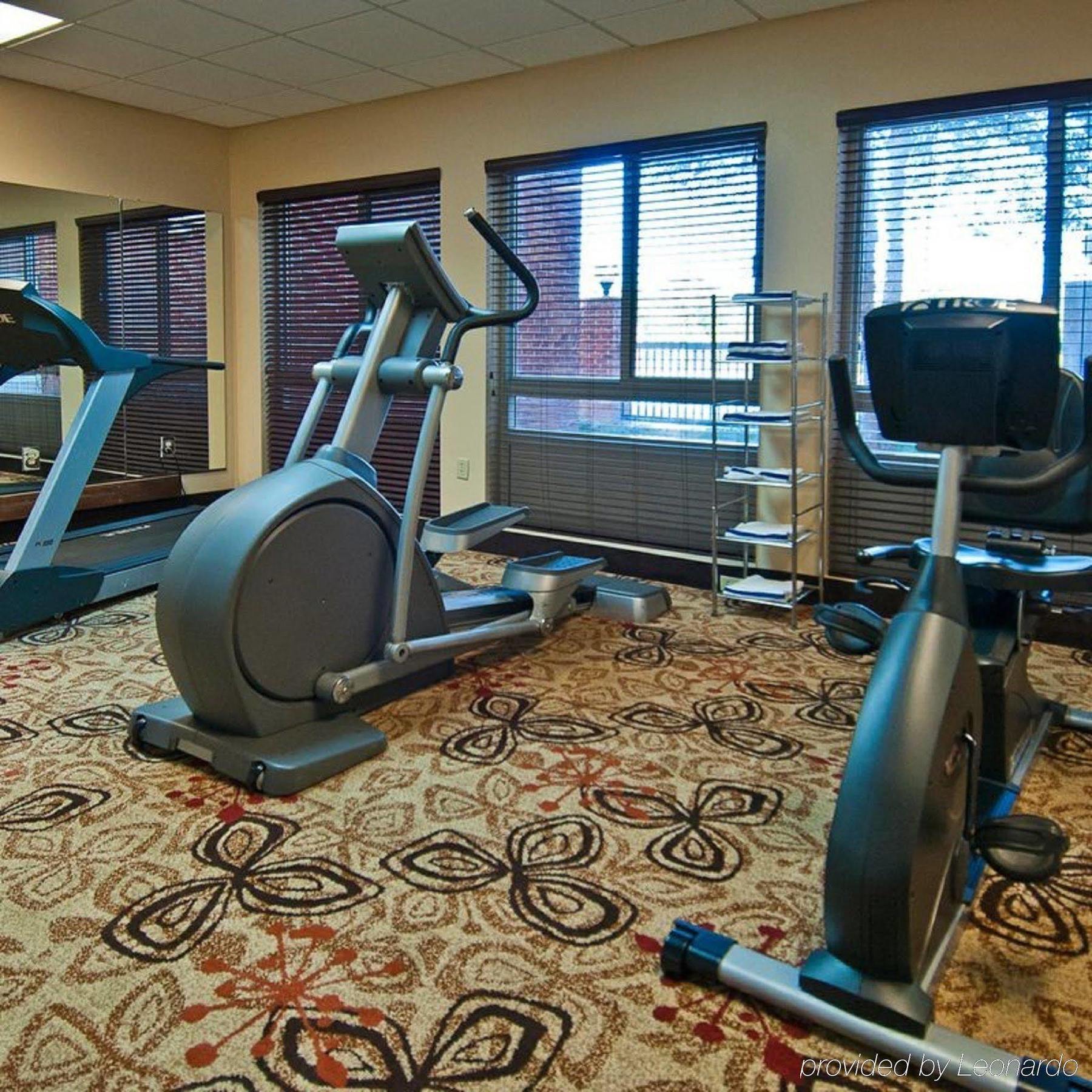 Holiday Inn Express Hotel & Suites Canton By Ihg Екстер'єр фото