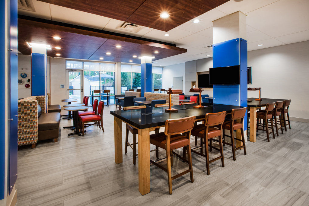 Holiday Inn Express Hotel & Suites Canton By Ihg Екстер'єр фото