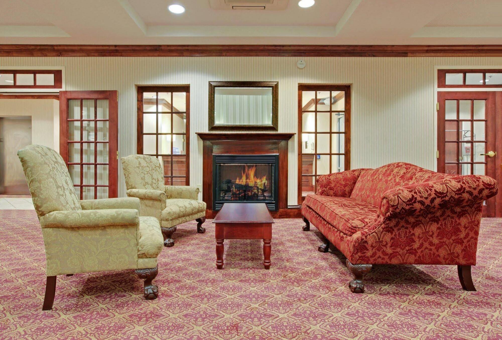 Holiday Inn Express Hotel & Suites Canton By Ihg Екстер'єр фото