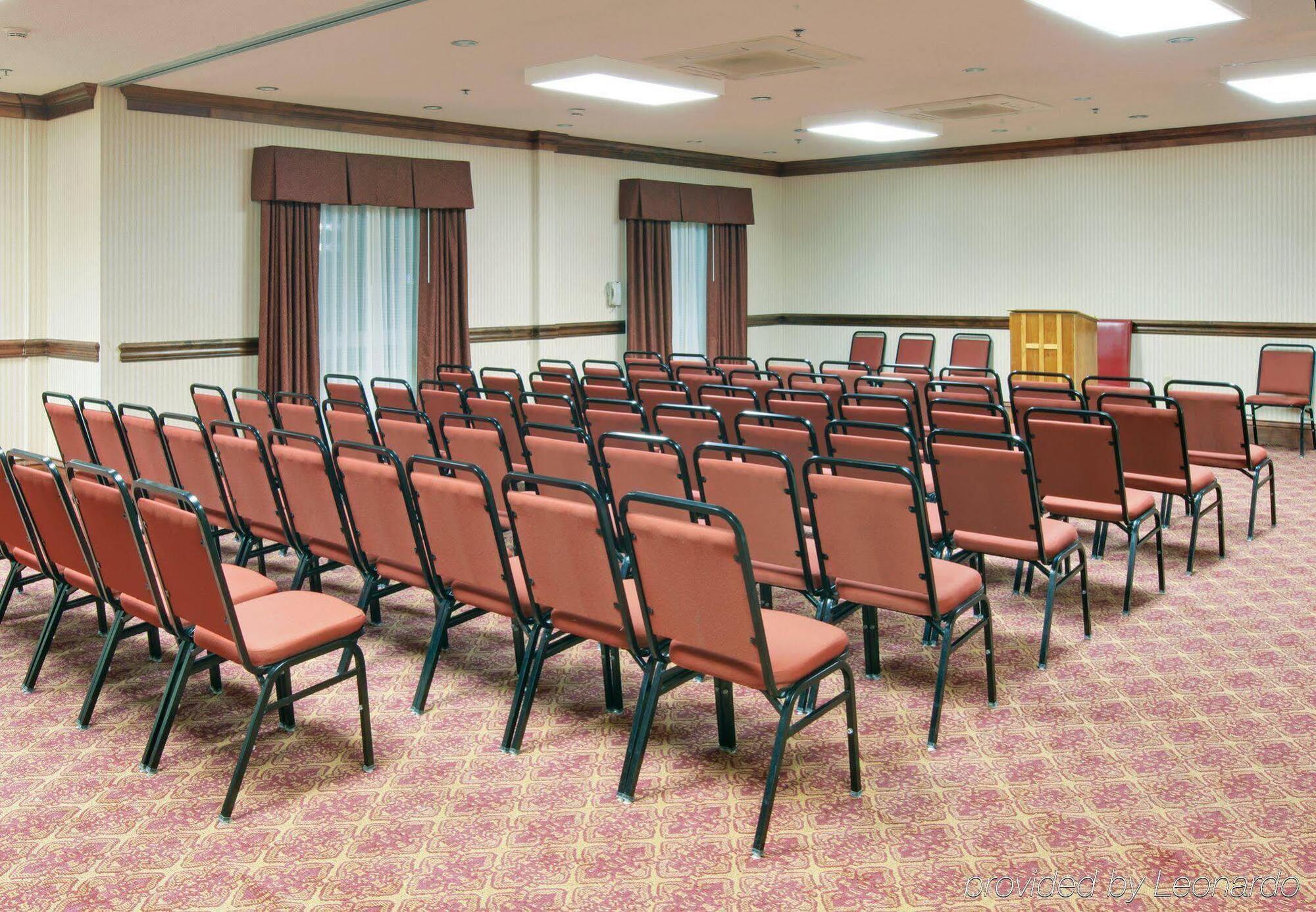 Holiday Inn Express Hotel & Suites Canton By Ihg Екстер'єр фото
