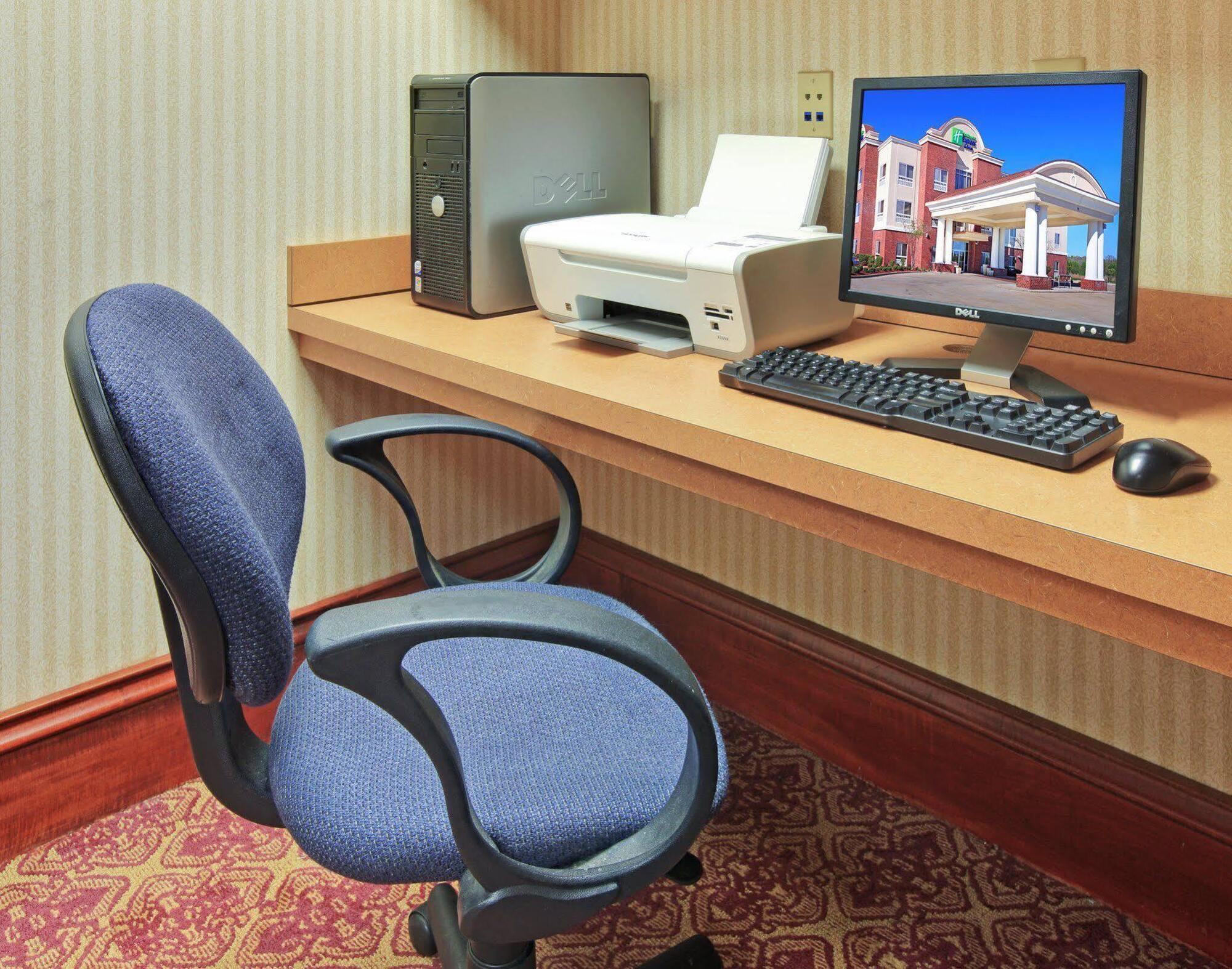 Holiday Inn Express Hotel & Suites Canton By Ihg Екстер'єр фото